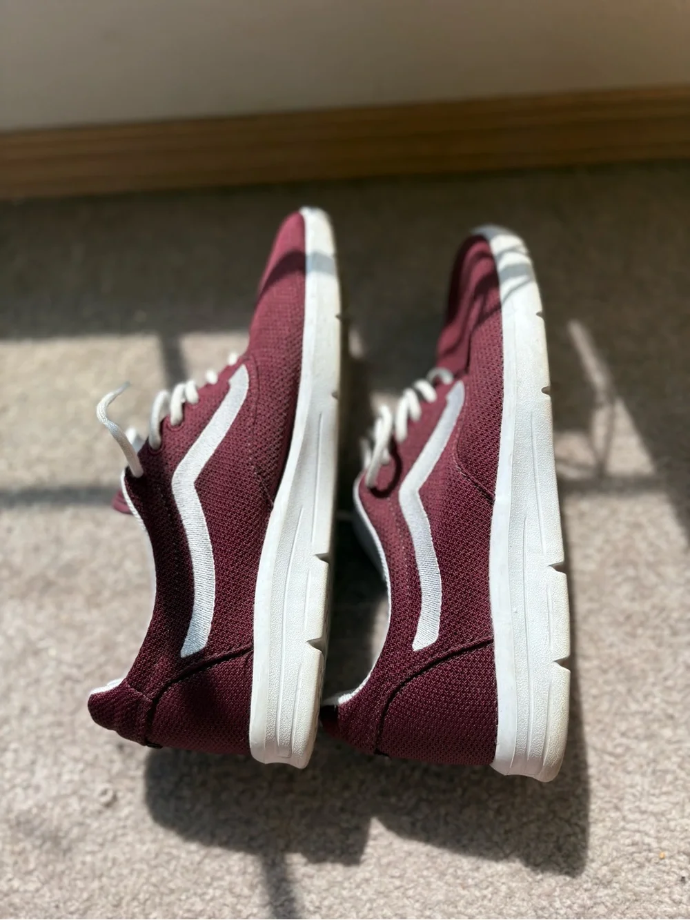 Vans ISO 1.5 Men 8 Women 9.5 Burgundy UltraCush Lite Mesh Skate Sneakers